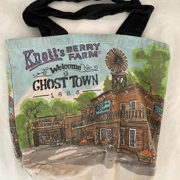 Knott's Berry Farm Tote bags - Picture 1 of 16